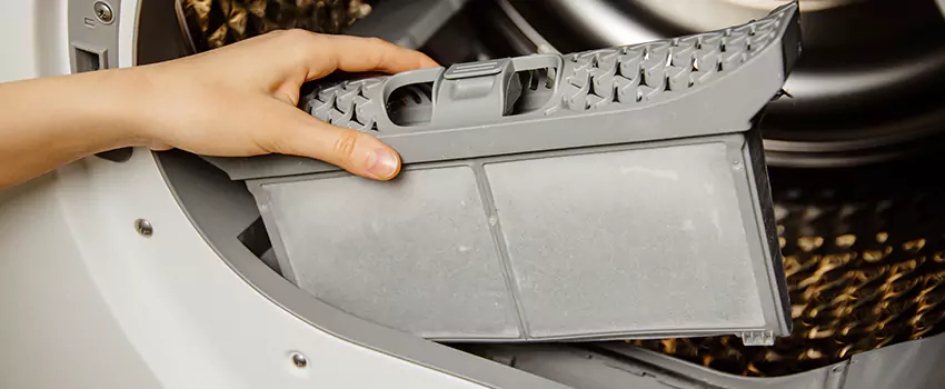 Signs Of A Clogged Dryer Lint Trap in Palisades Park, New Jersey